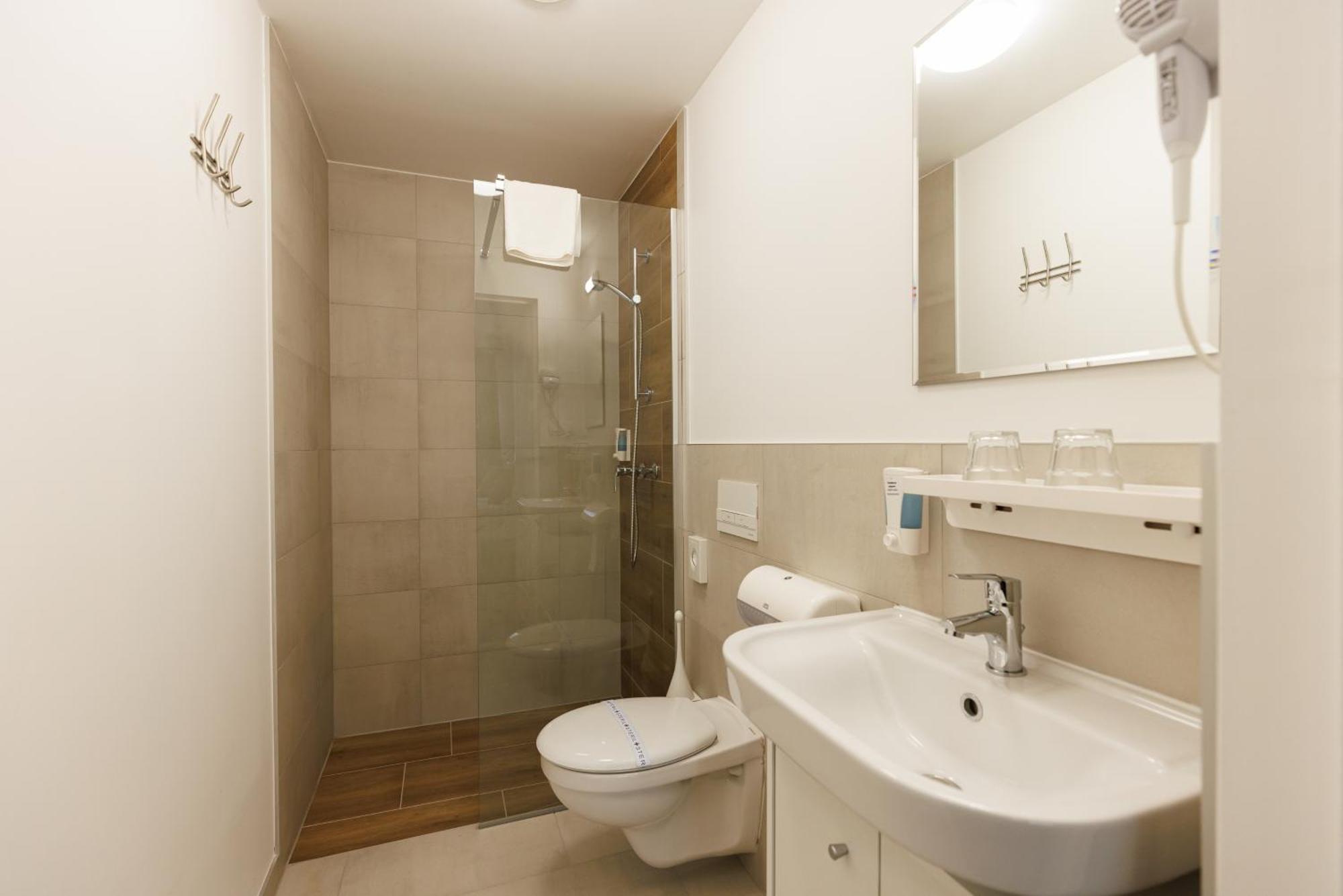 Safari Hotel Szeged Buitenkant foto