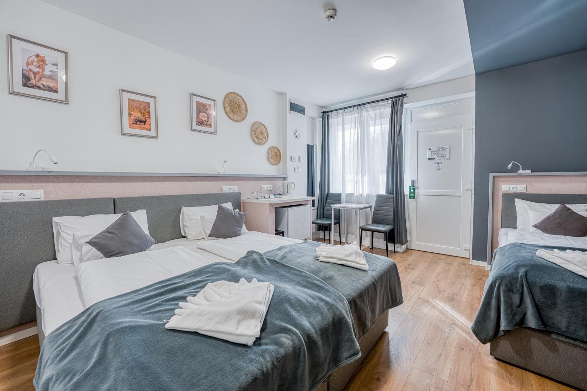 Safari Hotel Szeged Buitenkant foto
